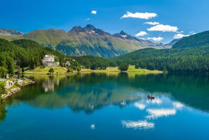 Czerwony pociąg + Vaduz (Liechtenstein) - zdjęcie 5