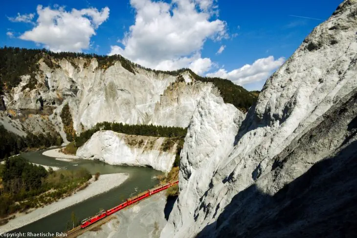 Czerwony pociąg + Vaduz (Liechtenstein) - zdjęcie 6