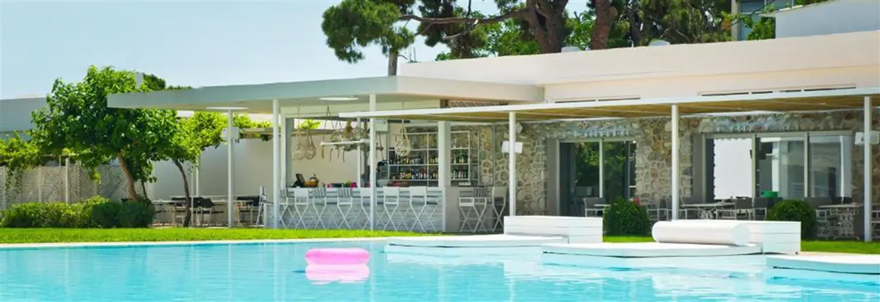 Hotel Marathon Beach Resort