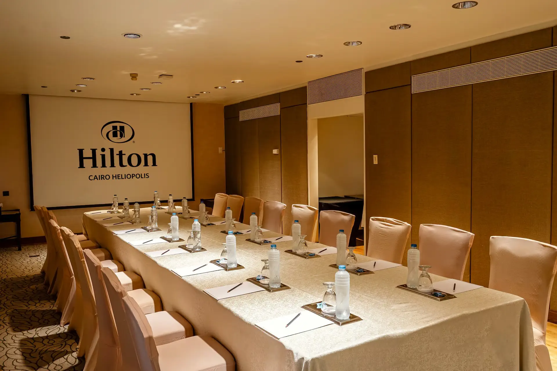 Hilton Cairo Heliopolis - zdjęcie 25