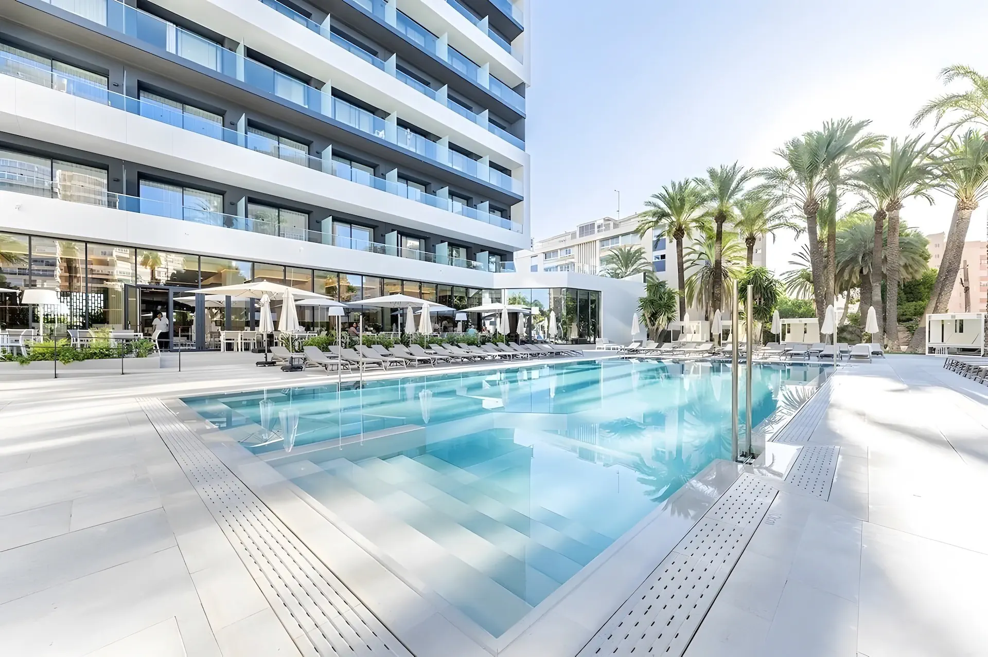 Port Alicante (ex. Holiday Inn)