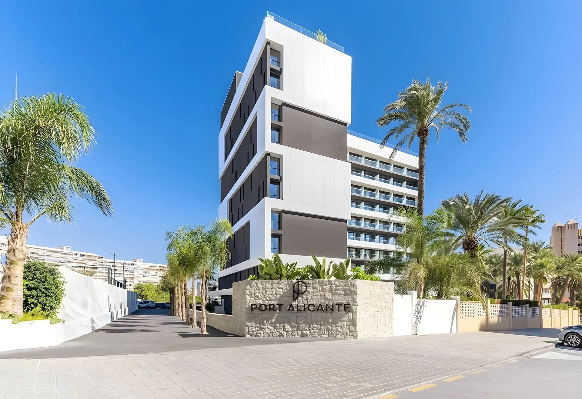 Port Alicante (ex. Holiday Inn)