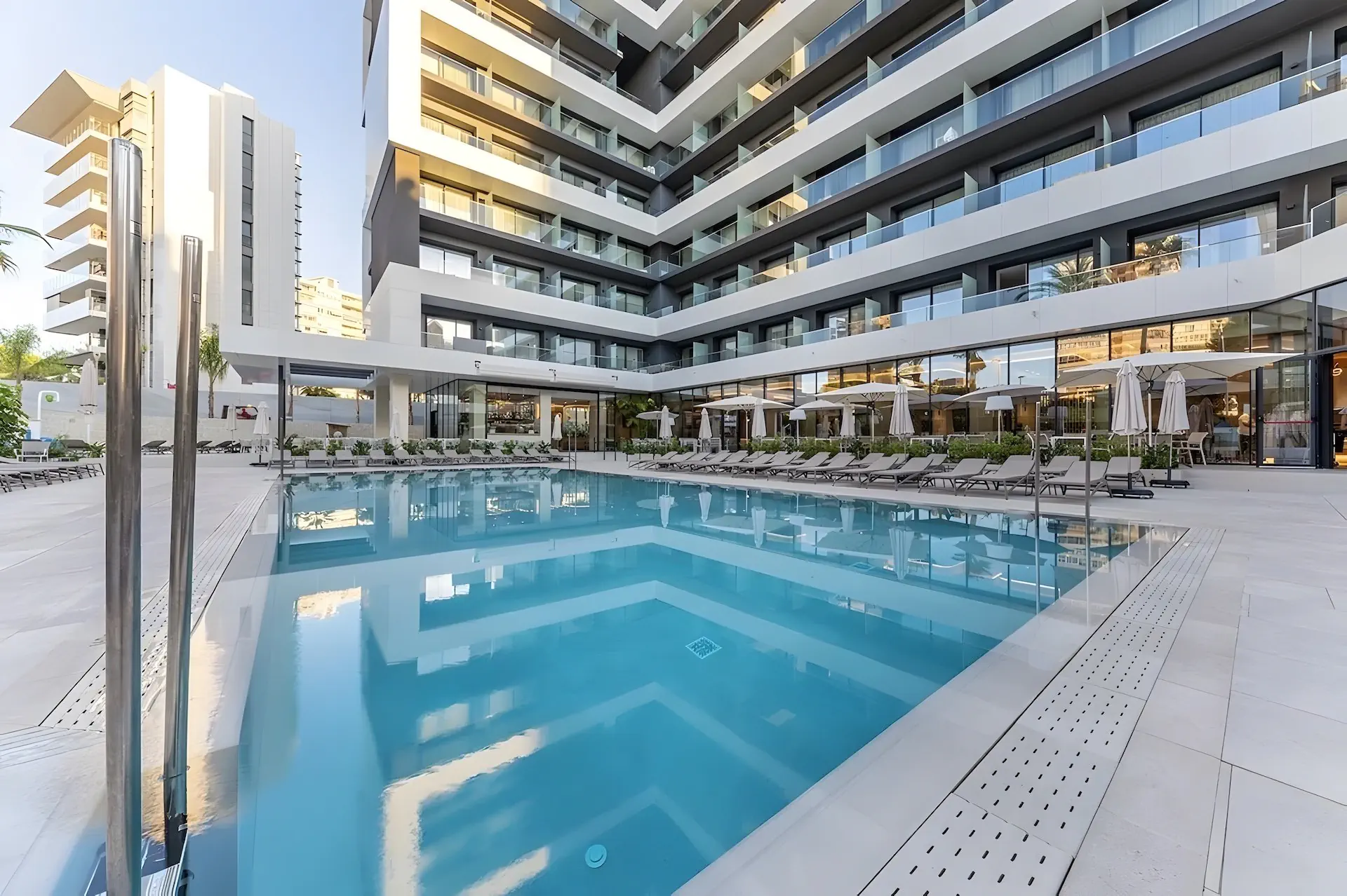 Port Alicante (ex. Holiday Inn)