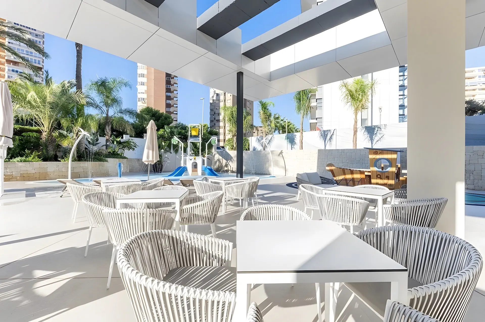 Port Alicante (ex. Holiday Inn)