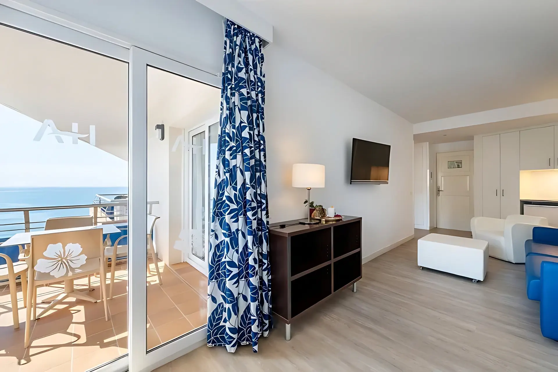 Tahiti Playa Suites