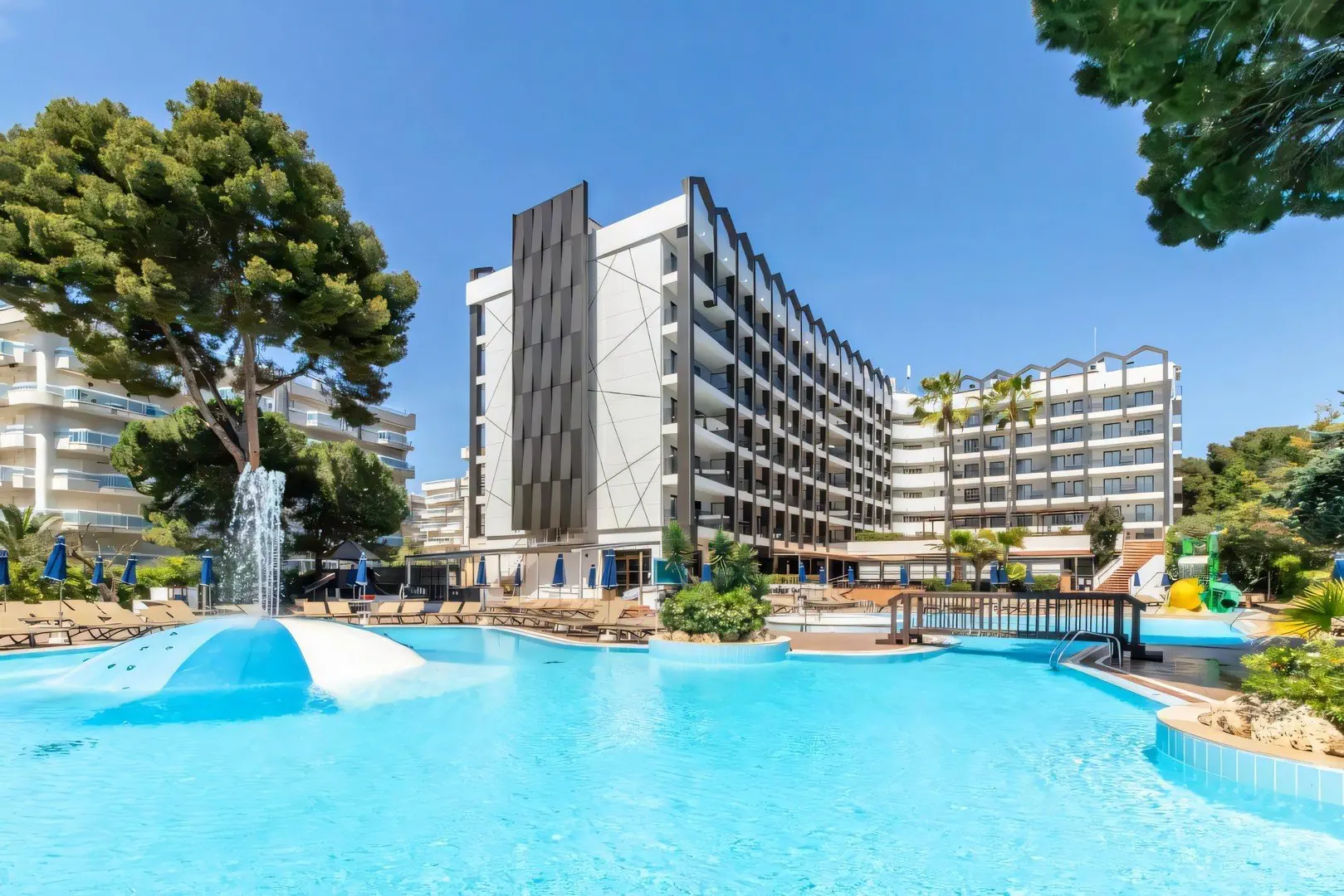 Golden Avenida Suites - zdjęcie 2
