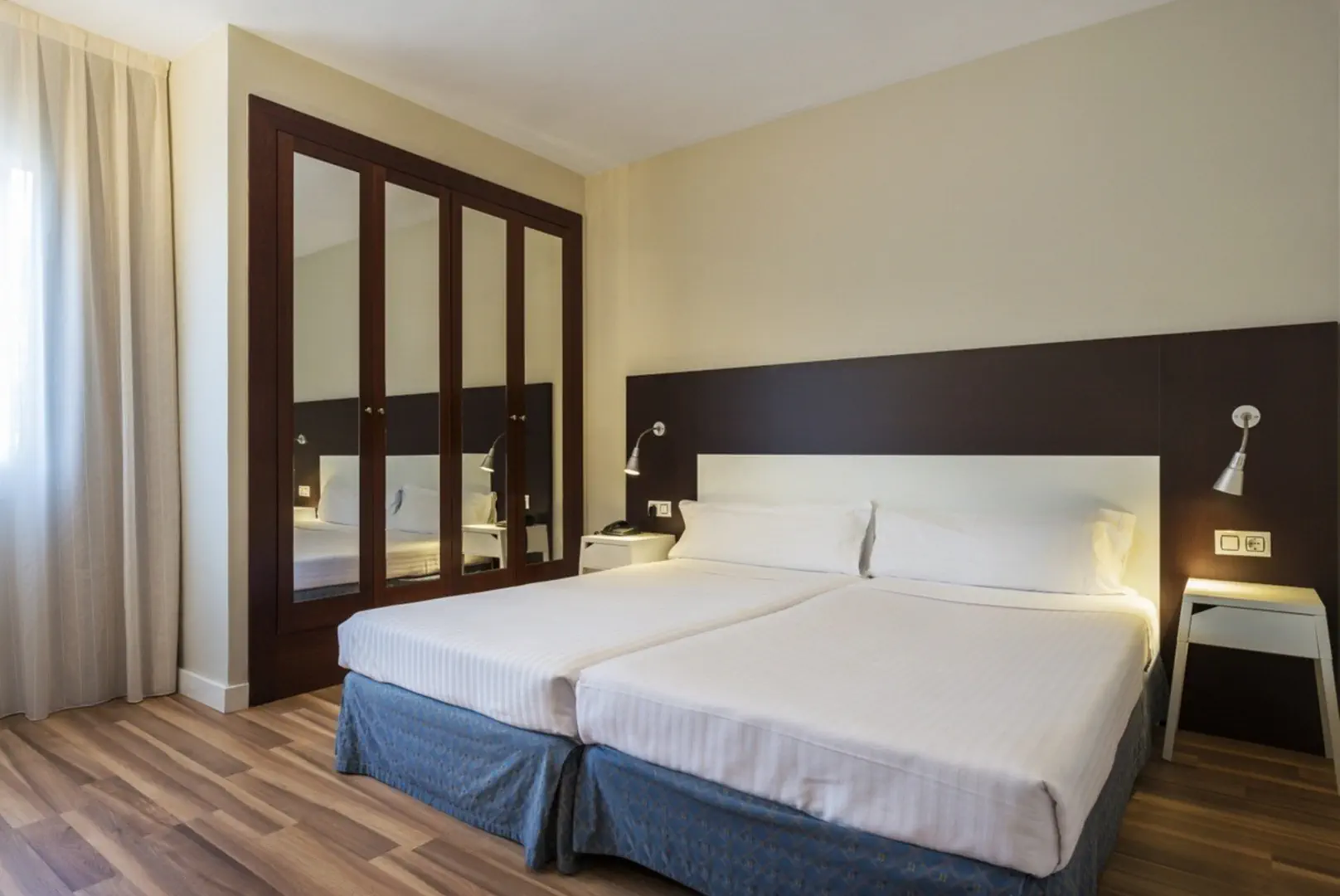 Arenas Atiram - zdjęcie 7