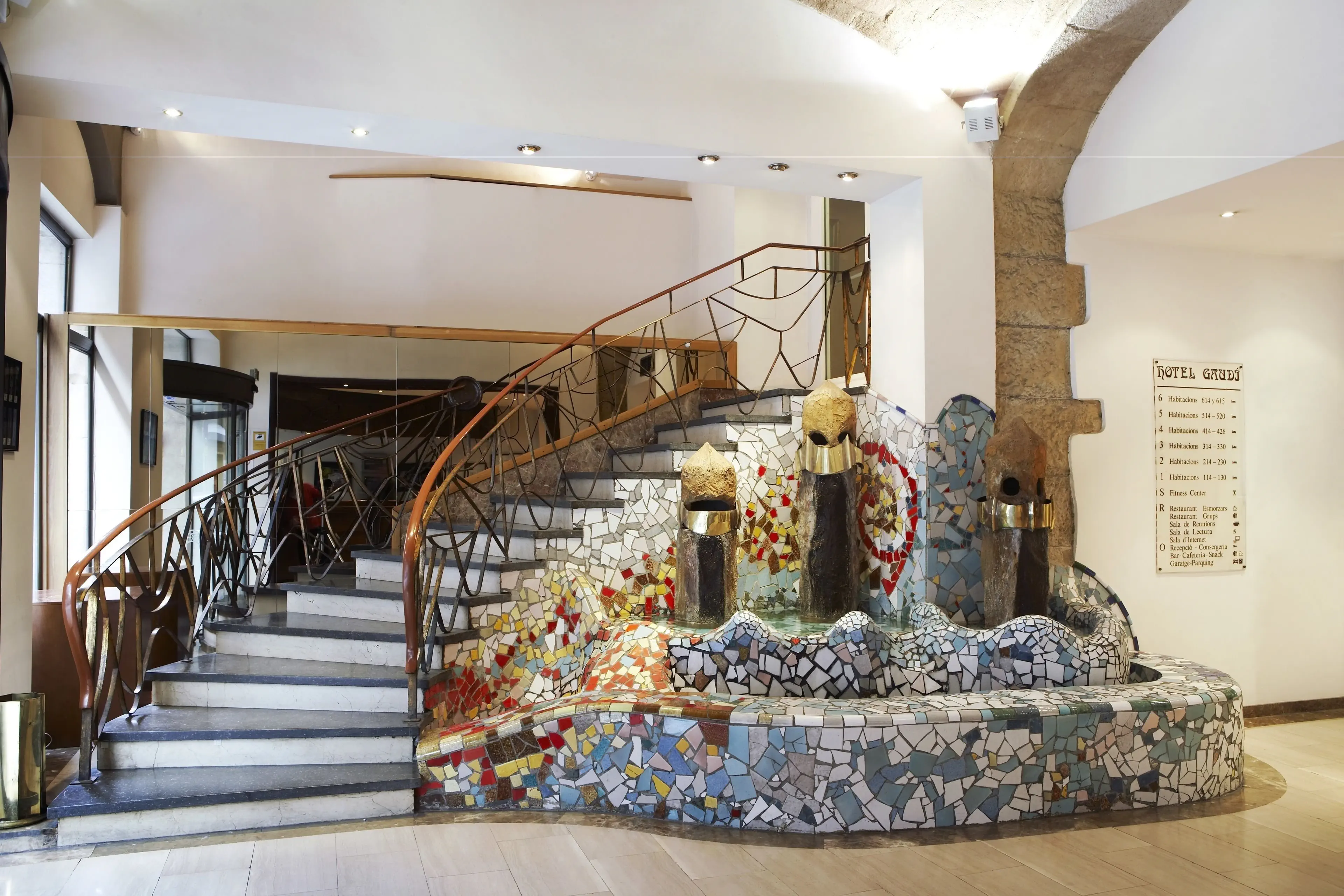 Gaudi - zdjęcie 2
