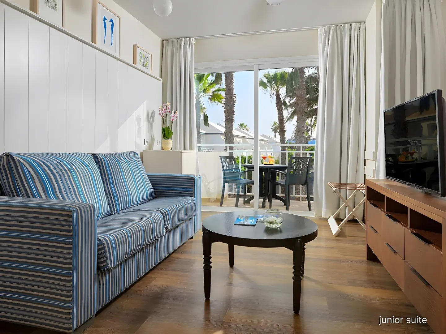 H10 Ocean Suites