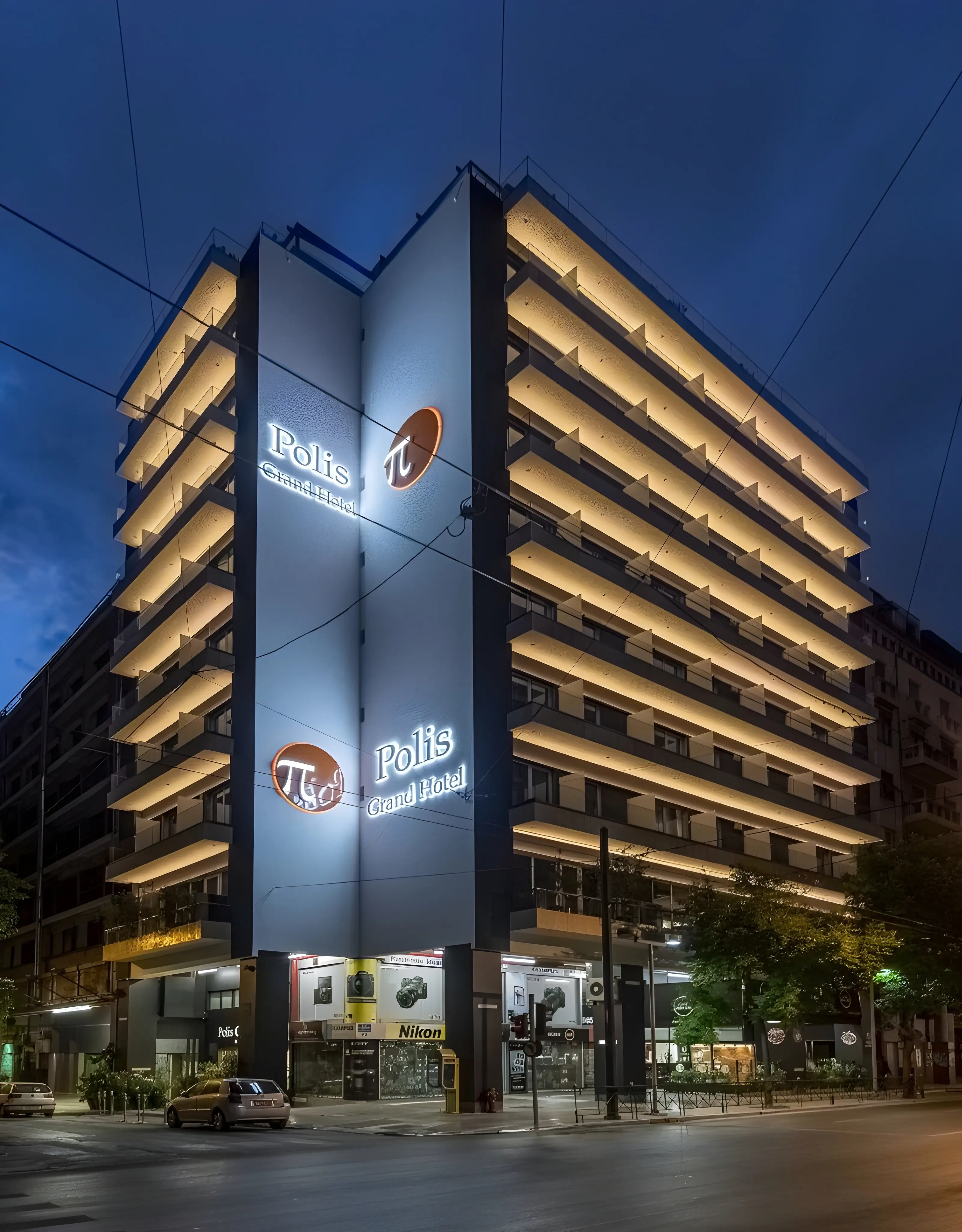 Polis Grand