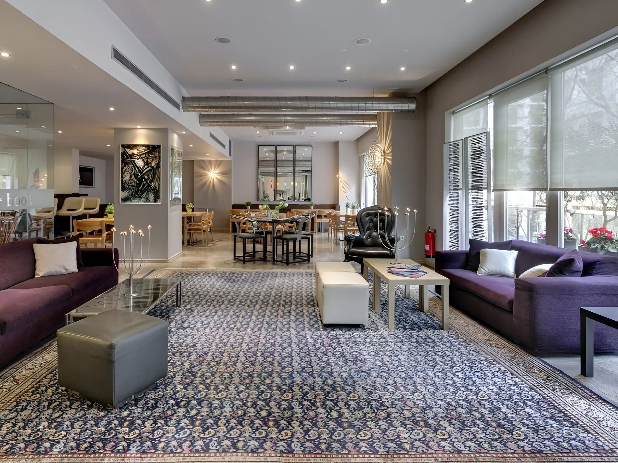 Polis Grand