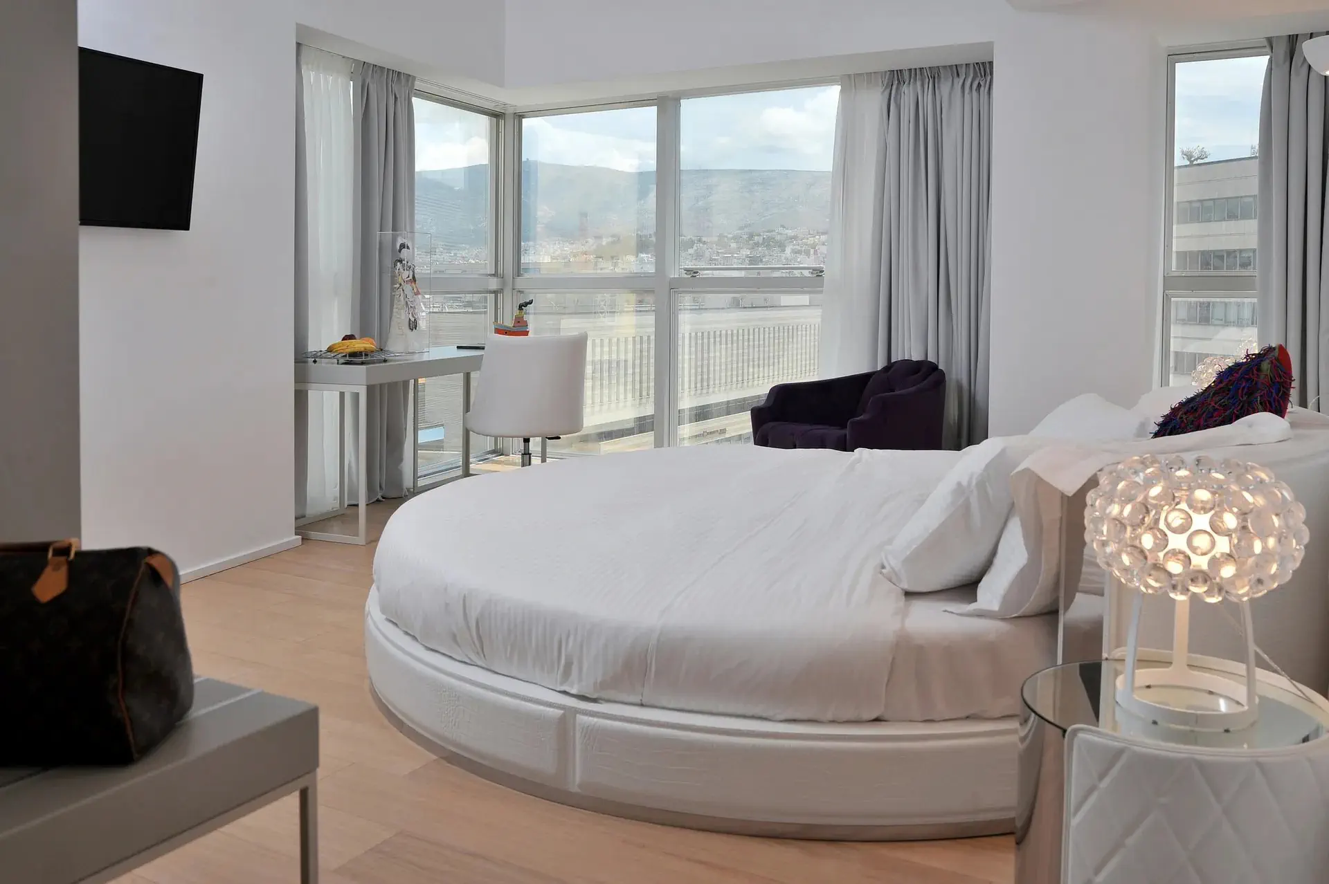Athenaeum Grand Hotel