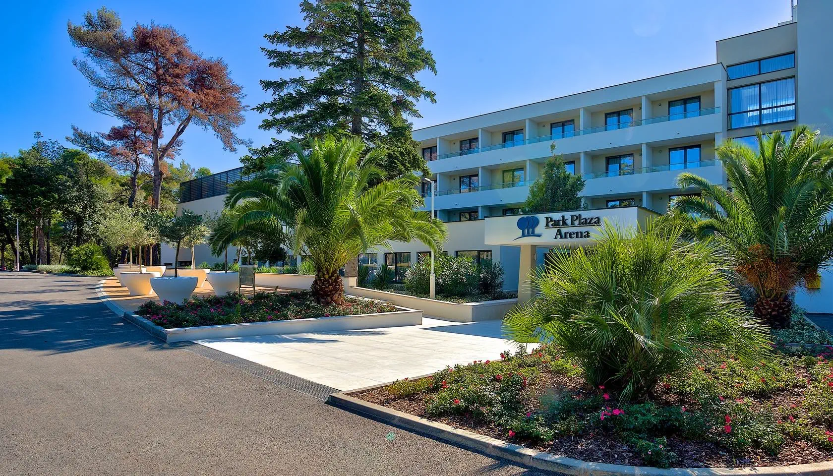 Park Plaza Arena (ex. Park)