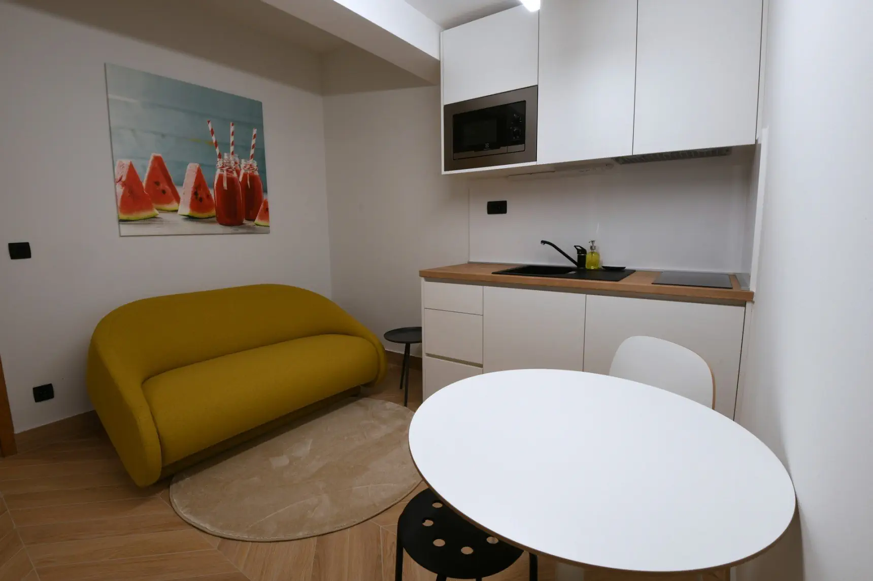 Aparthotel Milenij (Baska Voda)