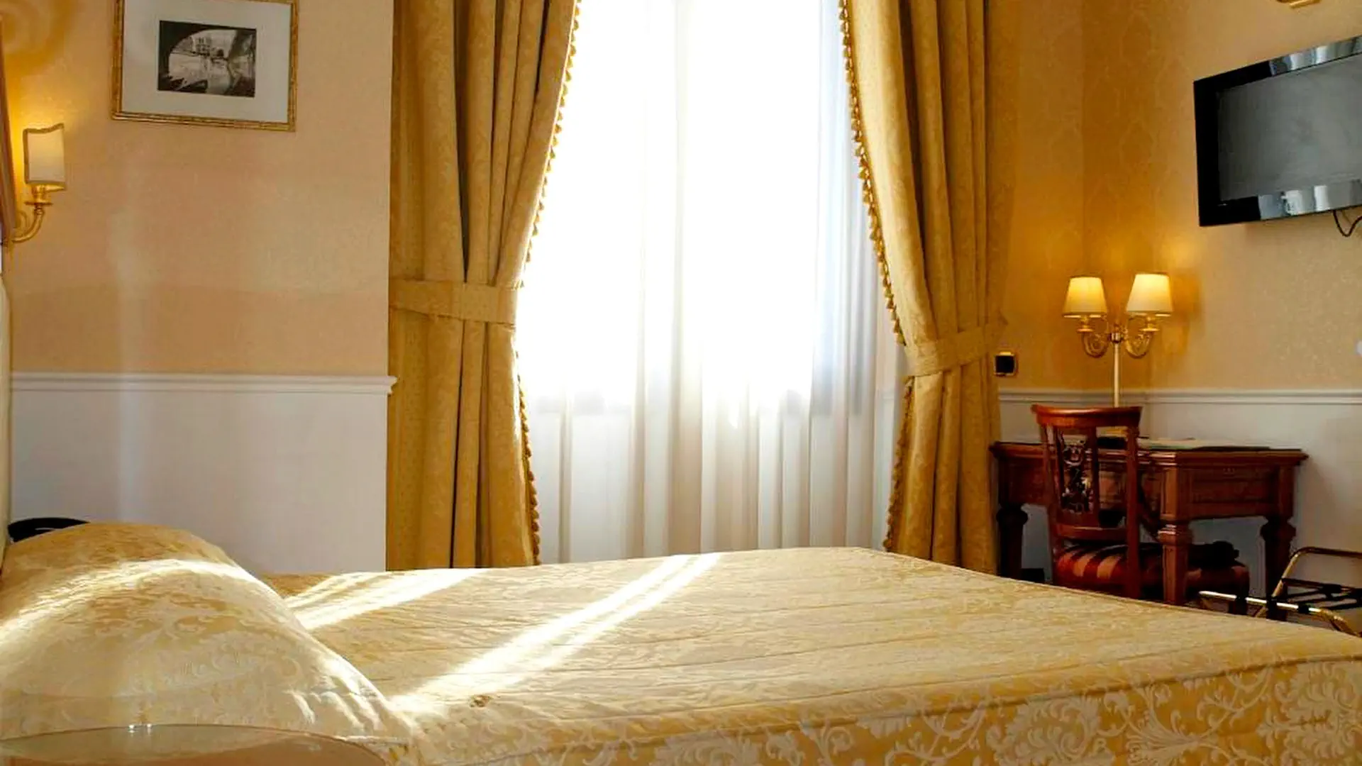 Villa Pinciana - zdjęcie 10