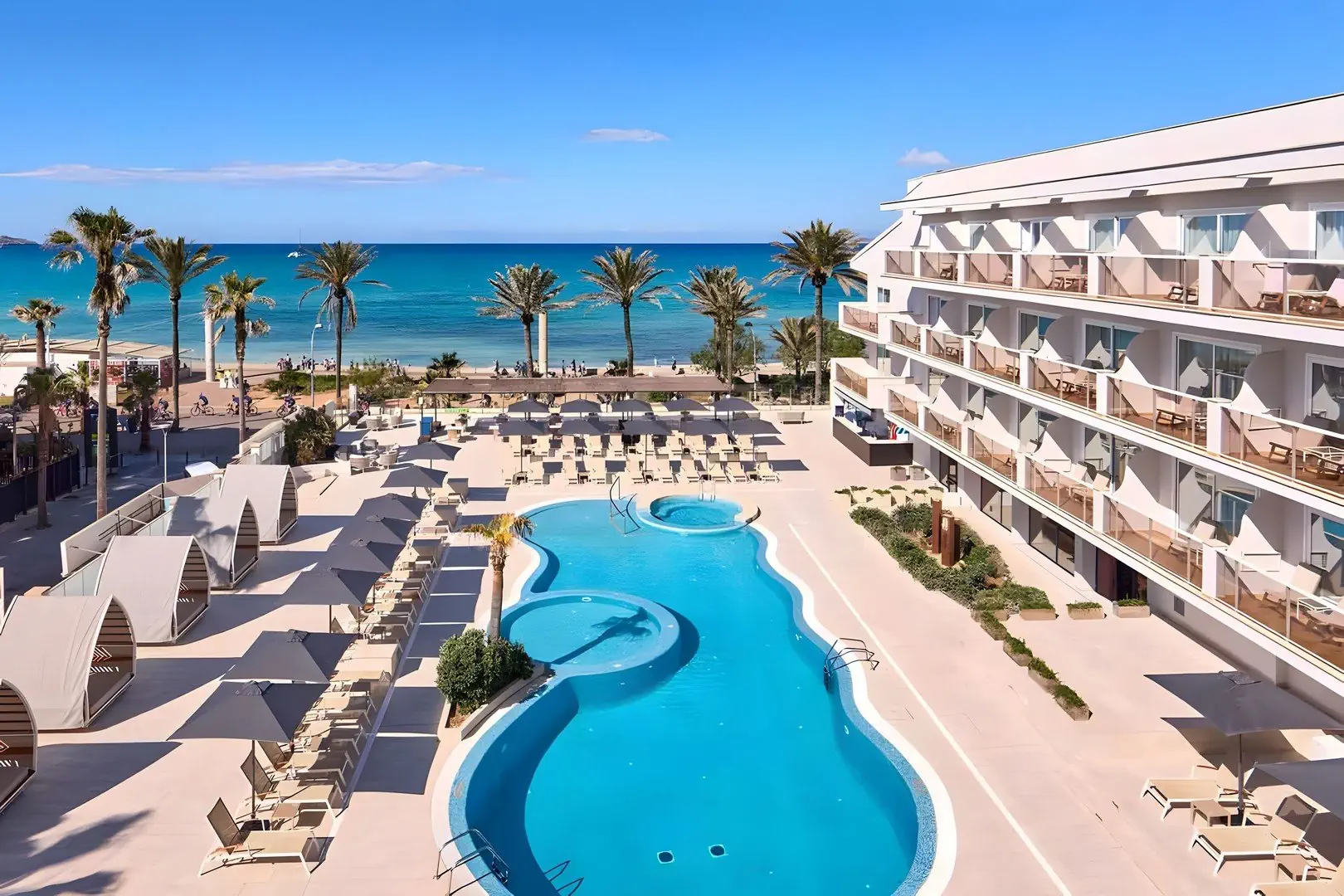 Universal Neptuno (Playa de Palma)