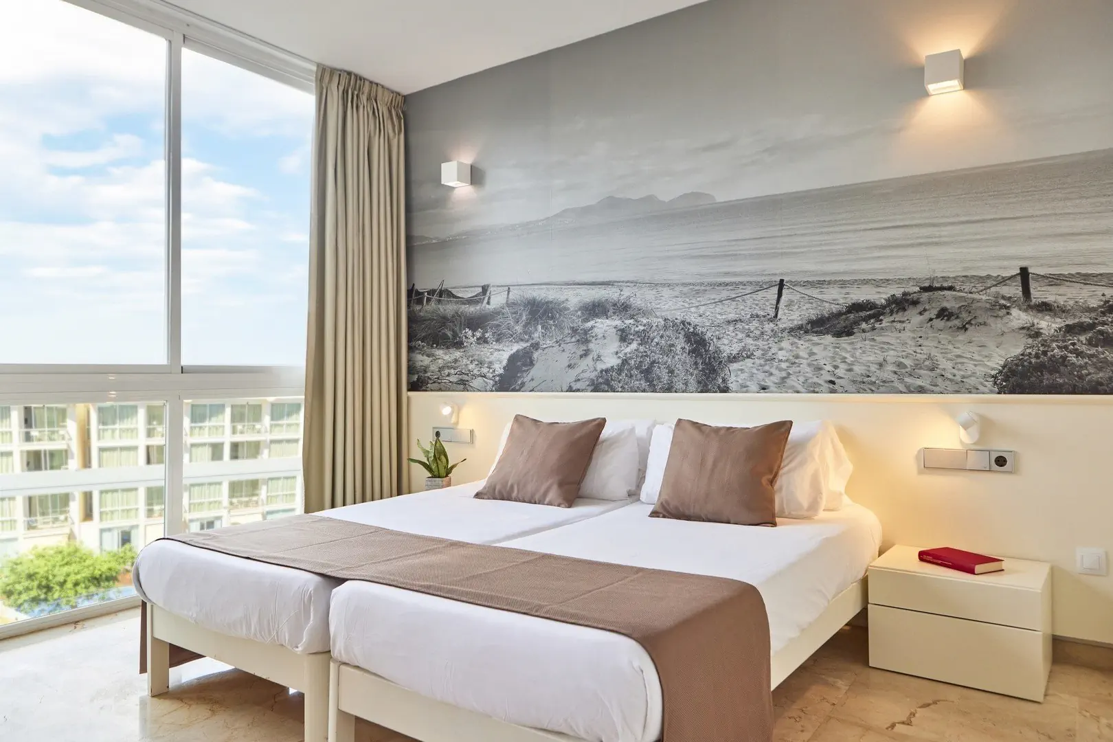 Zafiro Alzinar Mar (ex. Alegria Alzinar Mar Suites)