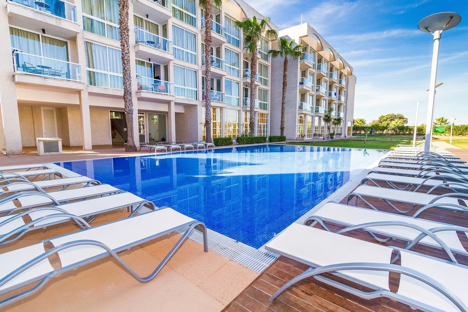 Zafiro Alzinar Mar (ex. Alegria Alzinar Mar Suites)
