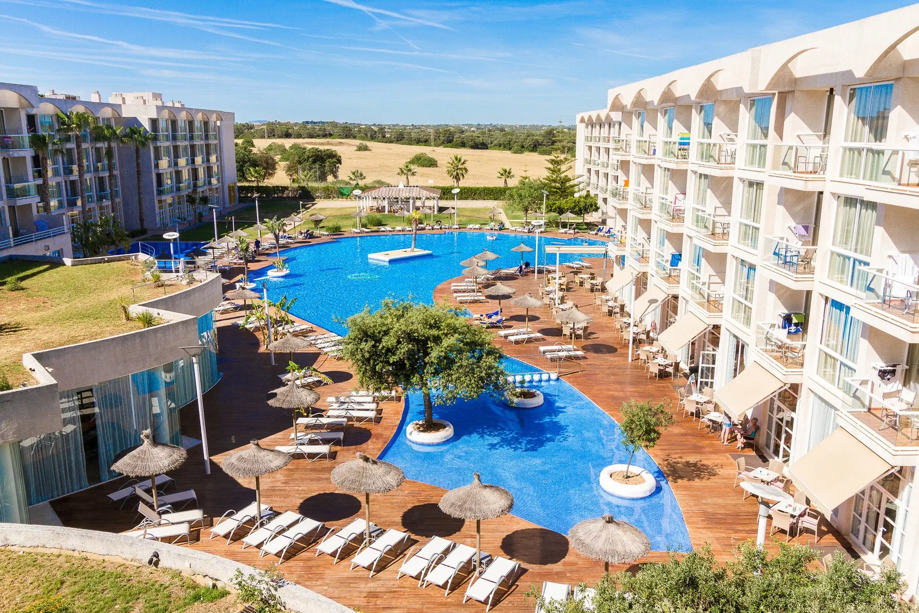 Zafiro Alzinar Mar (ex. Alegria Alzinar Mar Suites)