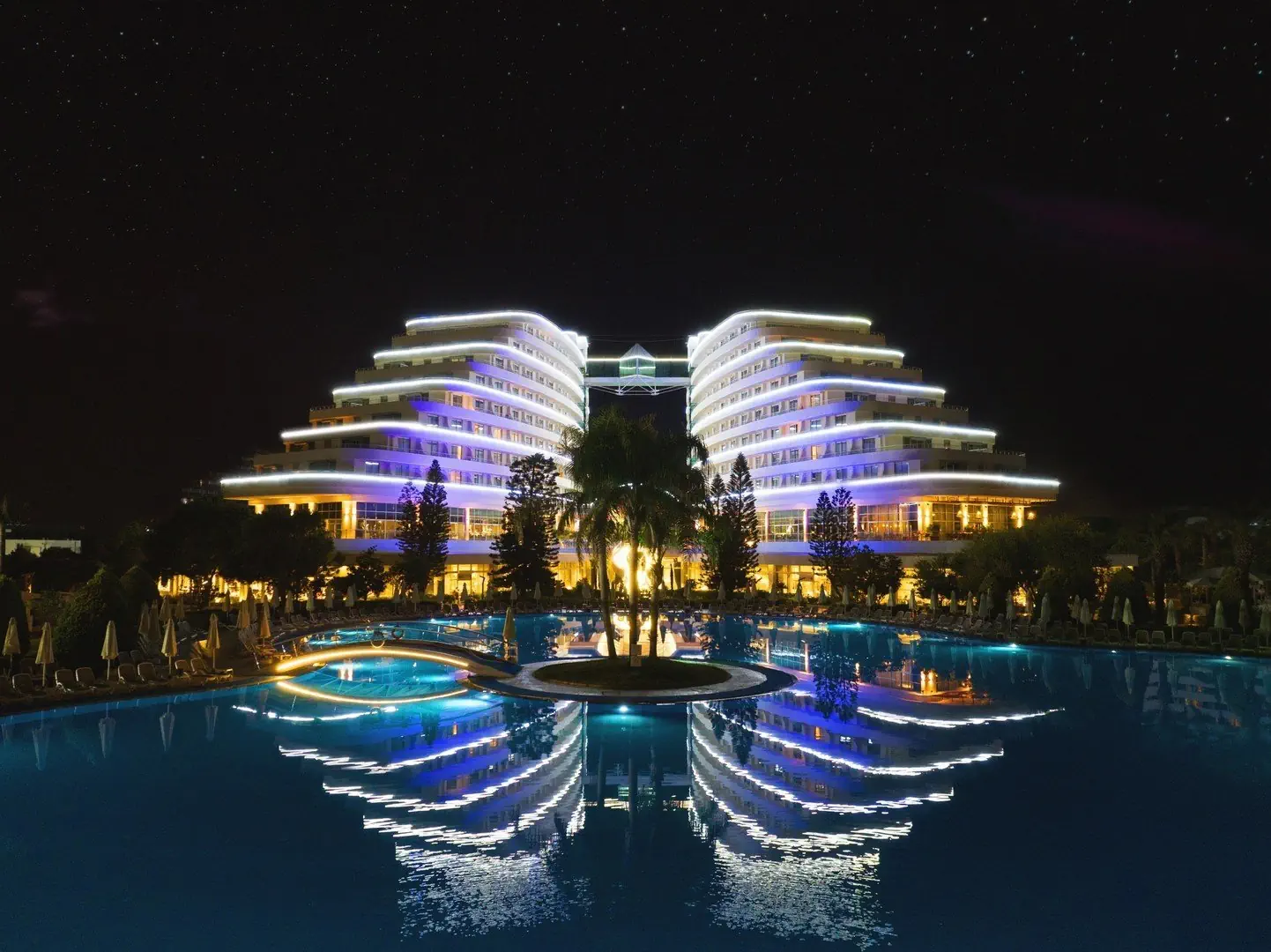 Miracle Resort