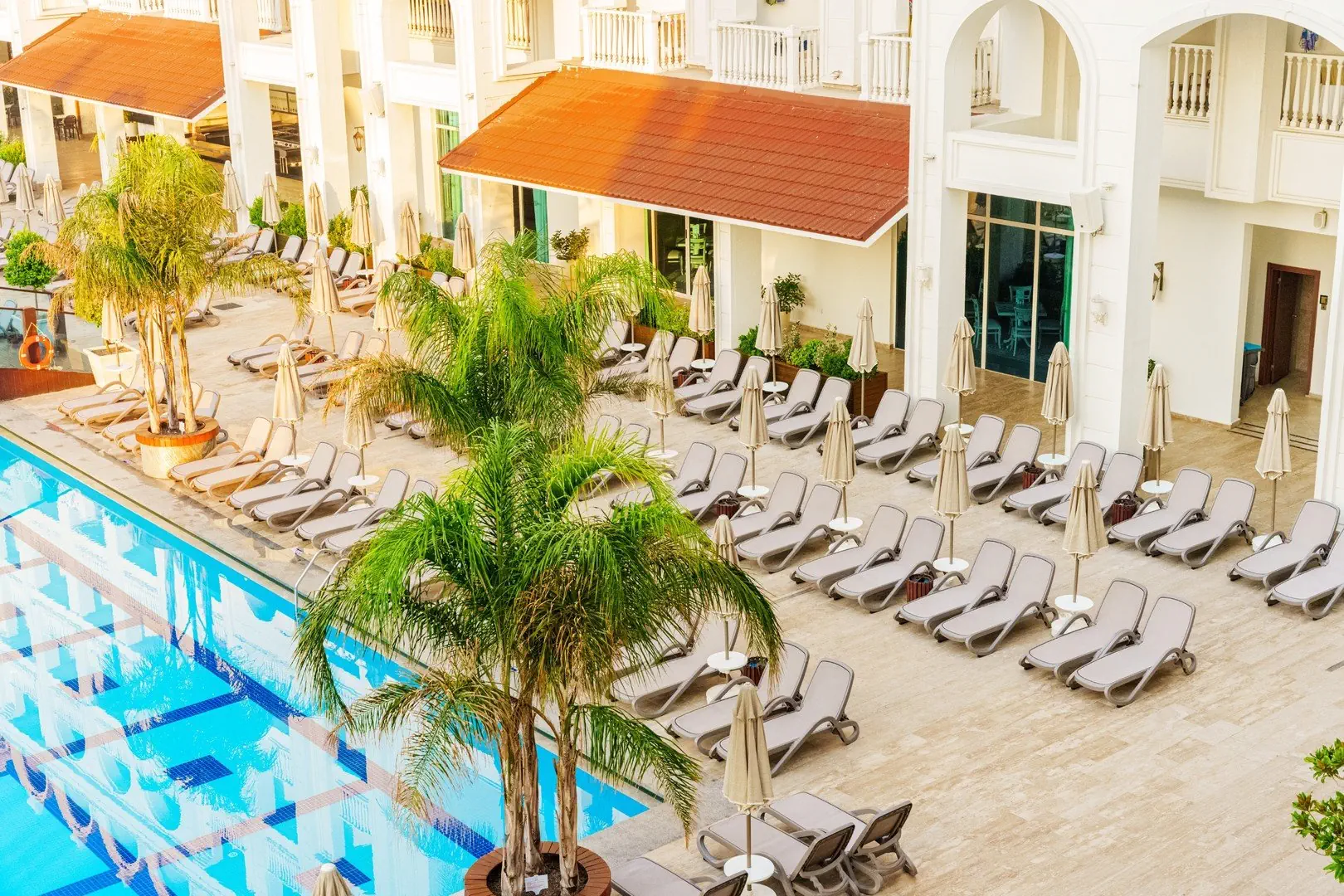 Side Premium by OZ Hotels