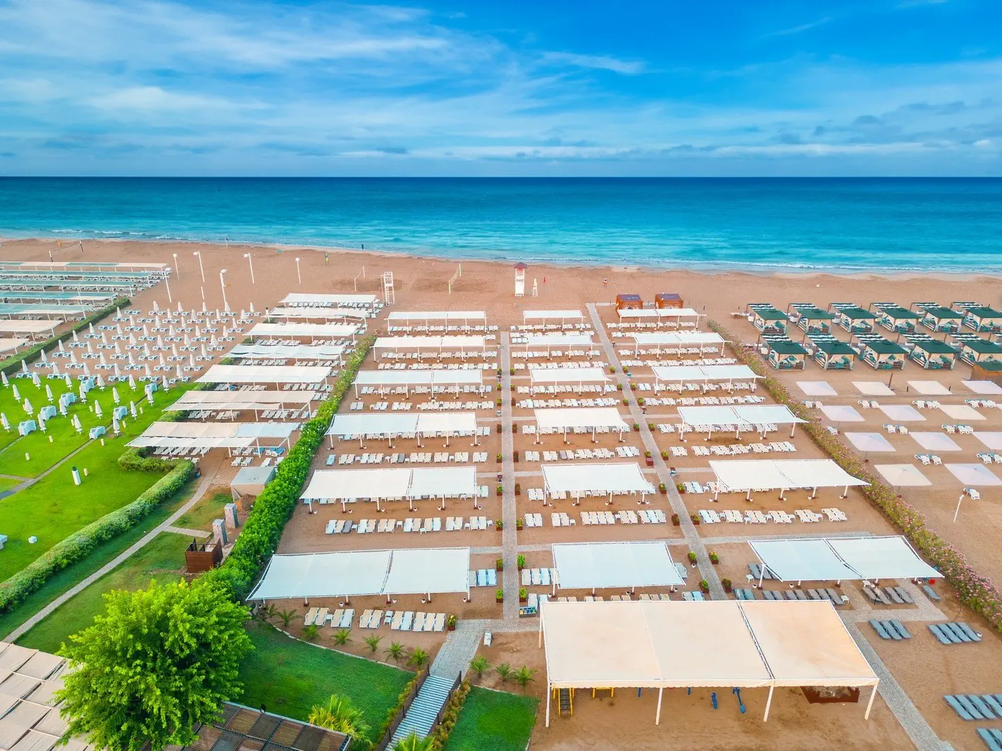 Side Premium by OZ Hotels