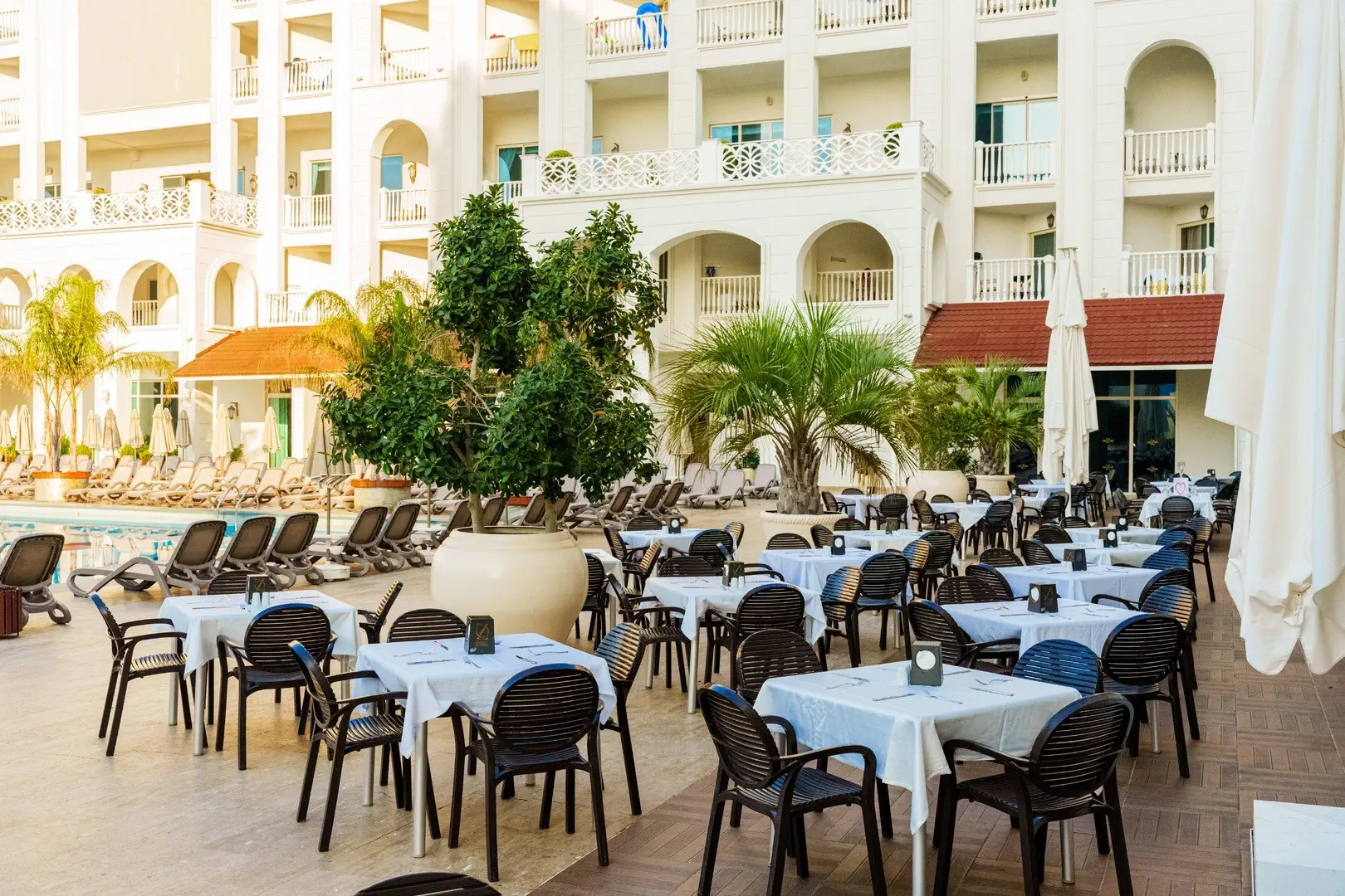Side Premium by OZ Hotels