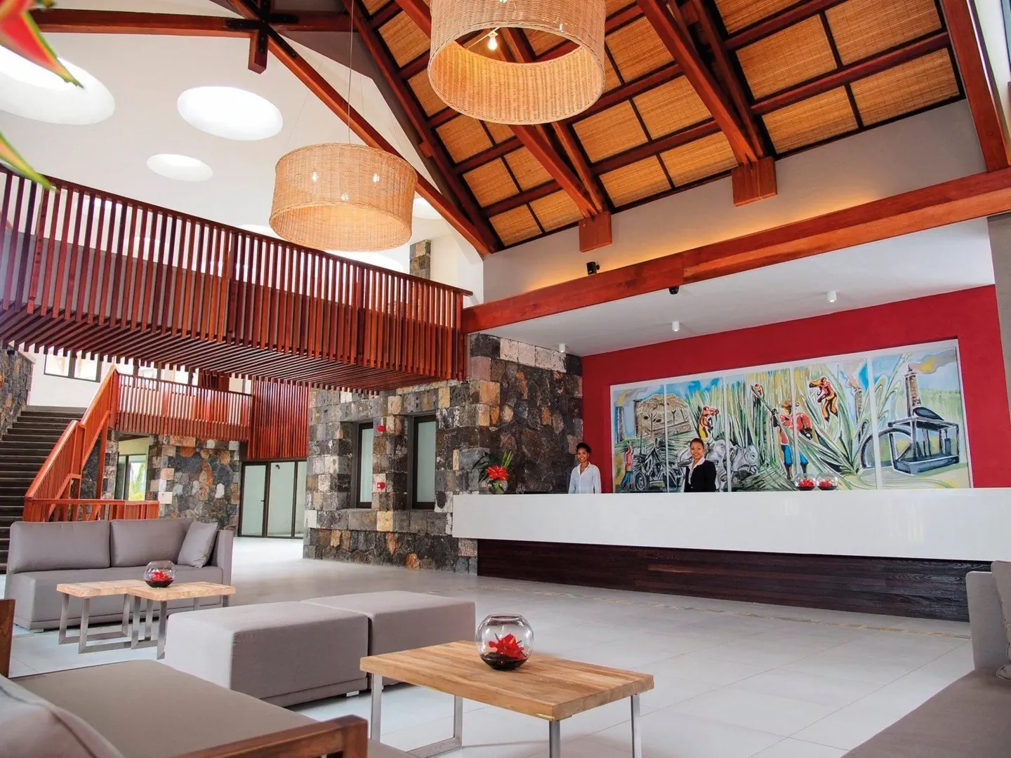 Hotel Crystals Beach Resort & Spa