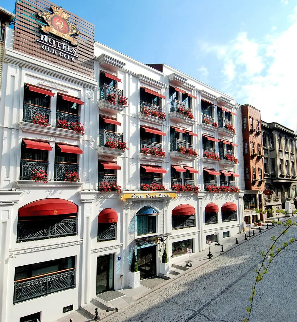 Dosso Dossi Old City