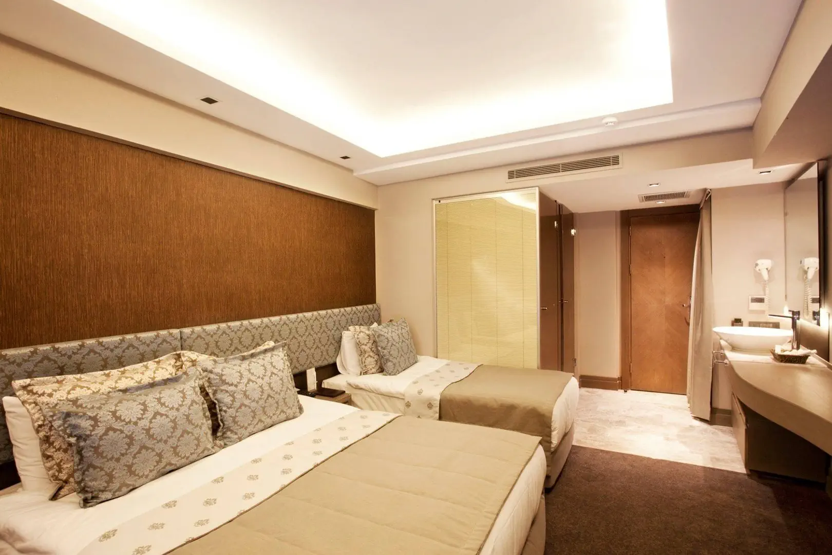 AHC Grand Bazaar
