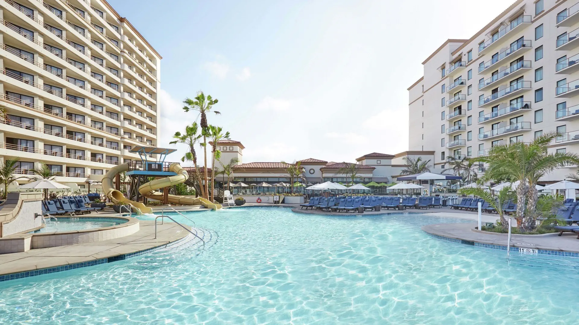 Hilton Waterfront Beach - zdjęcie 4