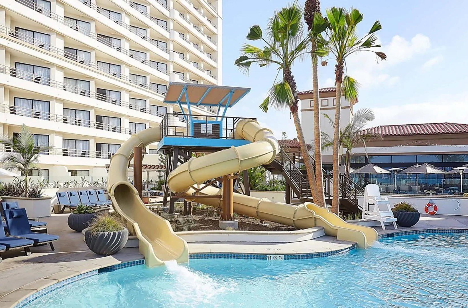 Hilton Waterfront Beach - zdjęcie 3