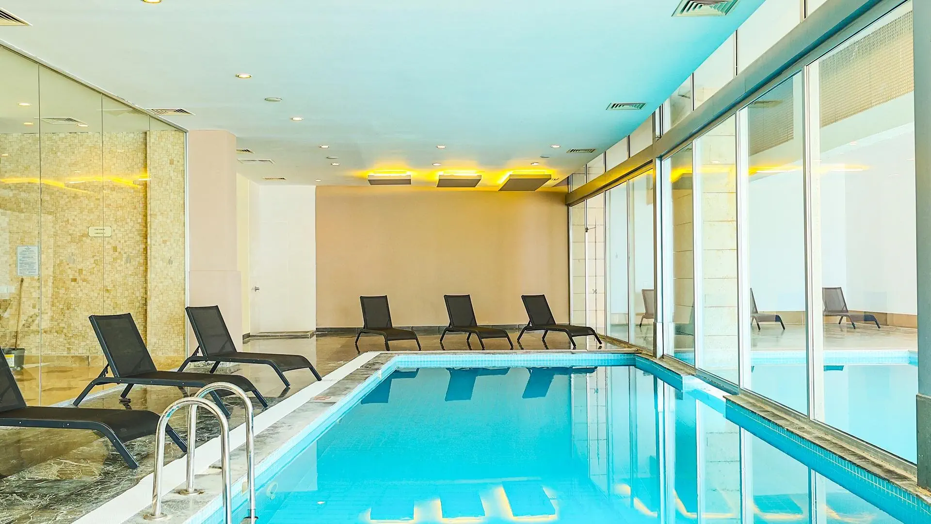 Crystal Centro Pearl Collection (ex. Amara Centro Resort)