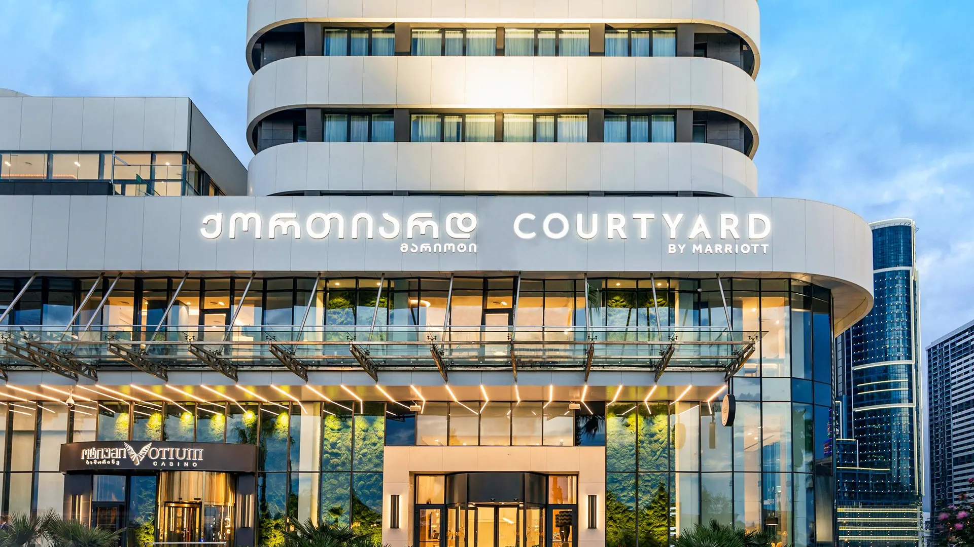 Courtyard by Marriott Batumi - zdjęcie 17