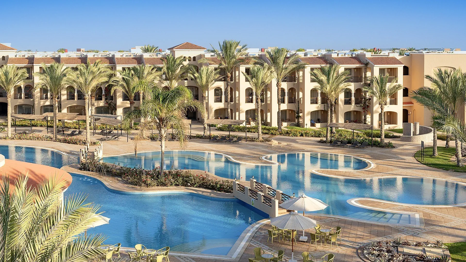 Hotel Jaz Almaza Beach Resort