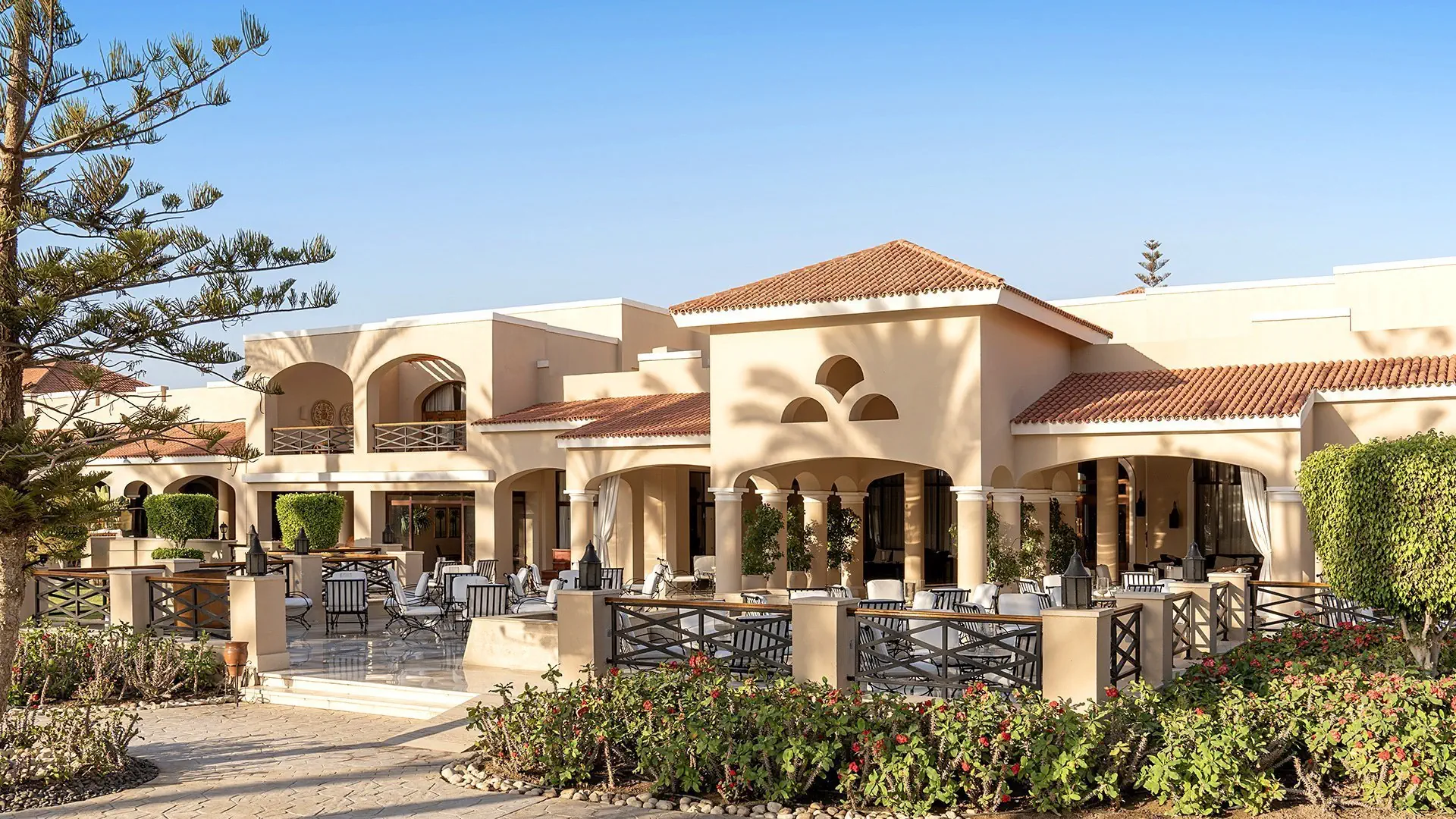 Hotel Jaz Almaza Beach Resort