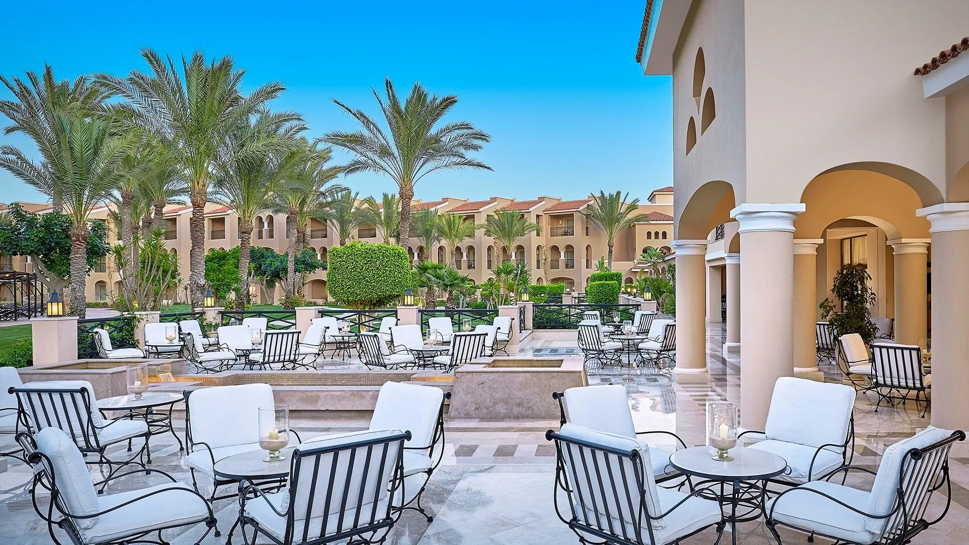 Hotel Jaz Almaza Beach Resort
