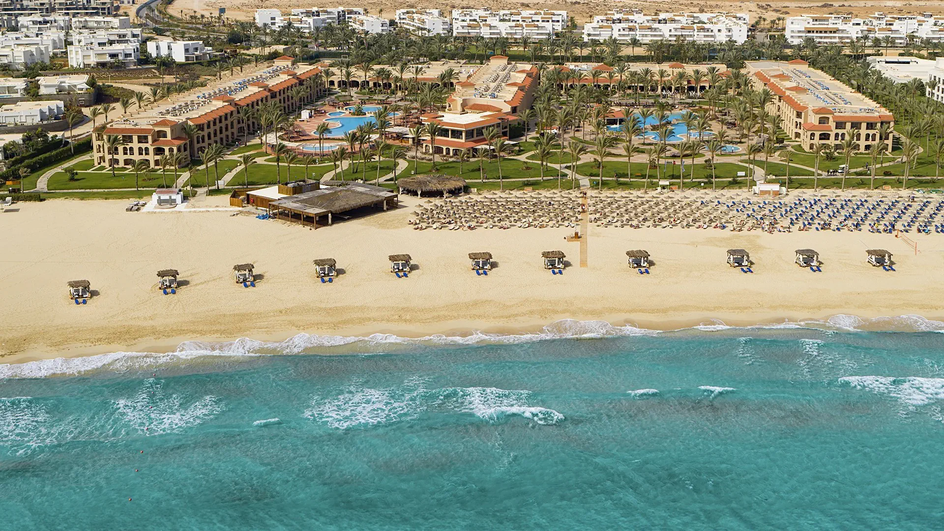 Hotel Jaz Almaza Beach Resort