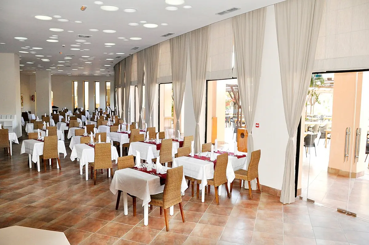 Hotel Vincci Safira Palms