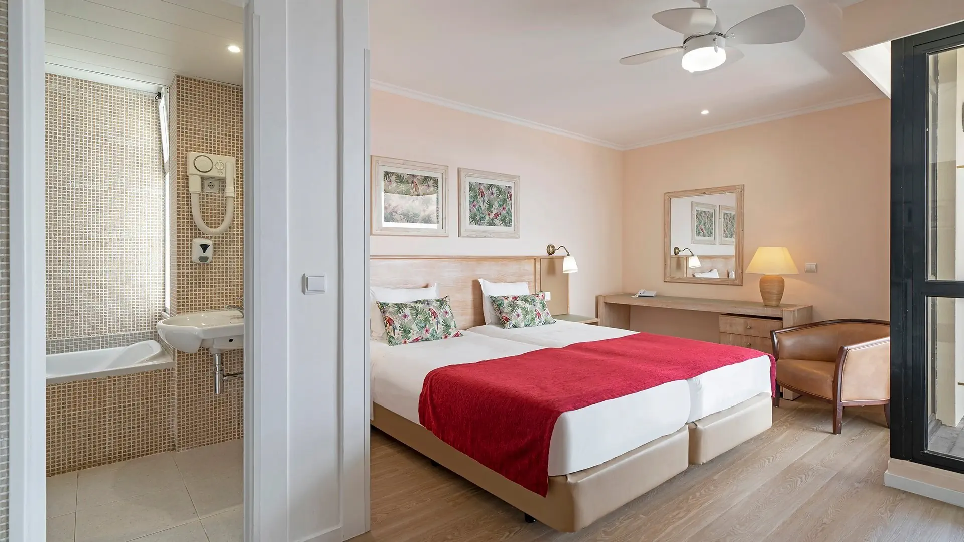 Hotel Dorisol Buganvilia