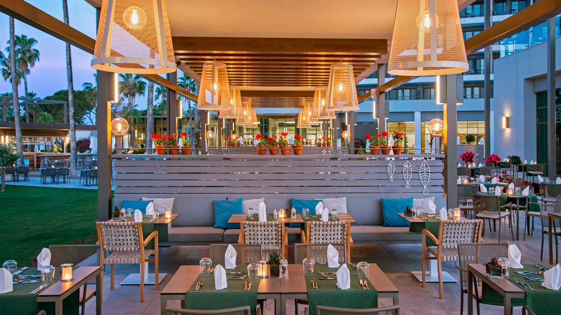 Acanthus & Cennet Barut Collection - zdjęcie 24