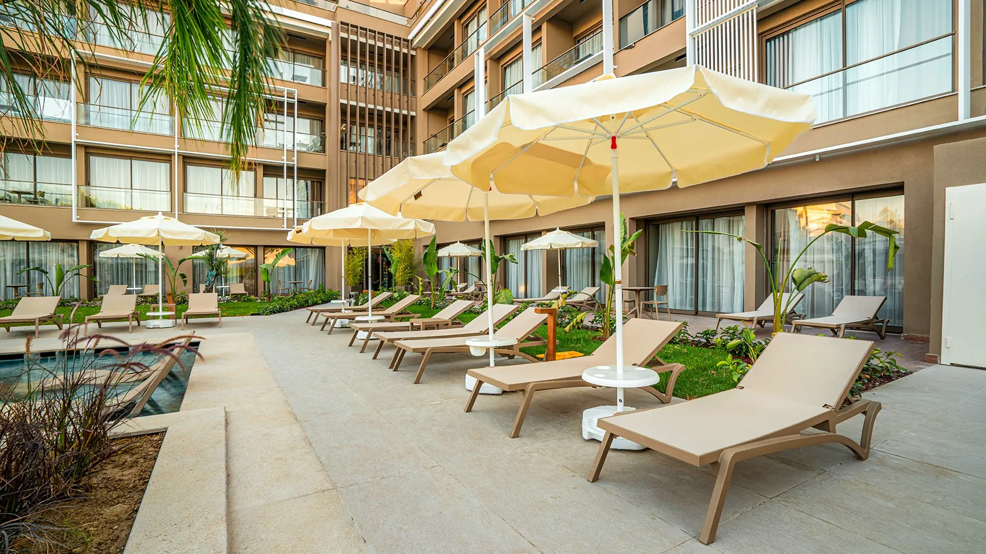 Prive Side Suite & Spa - zdjęcie 4