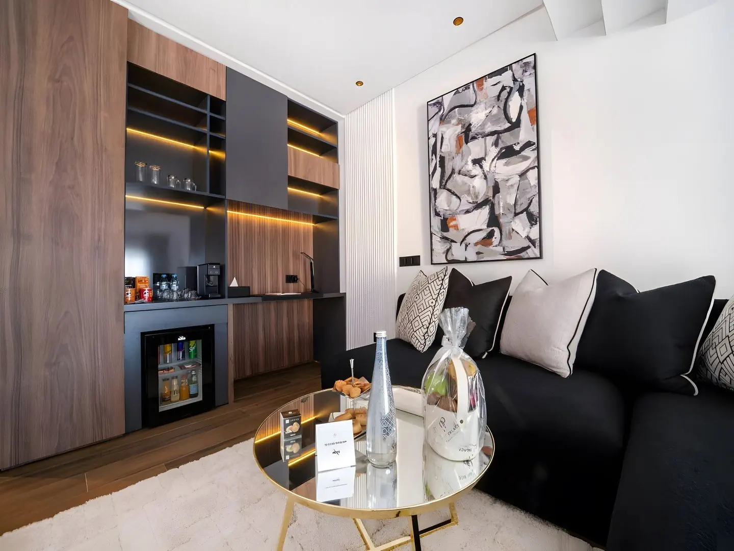 Petit Palace Suites - zdjęcie 4