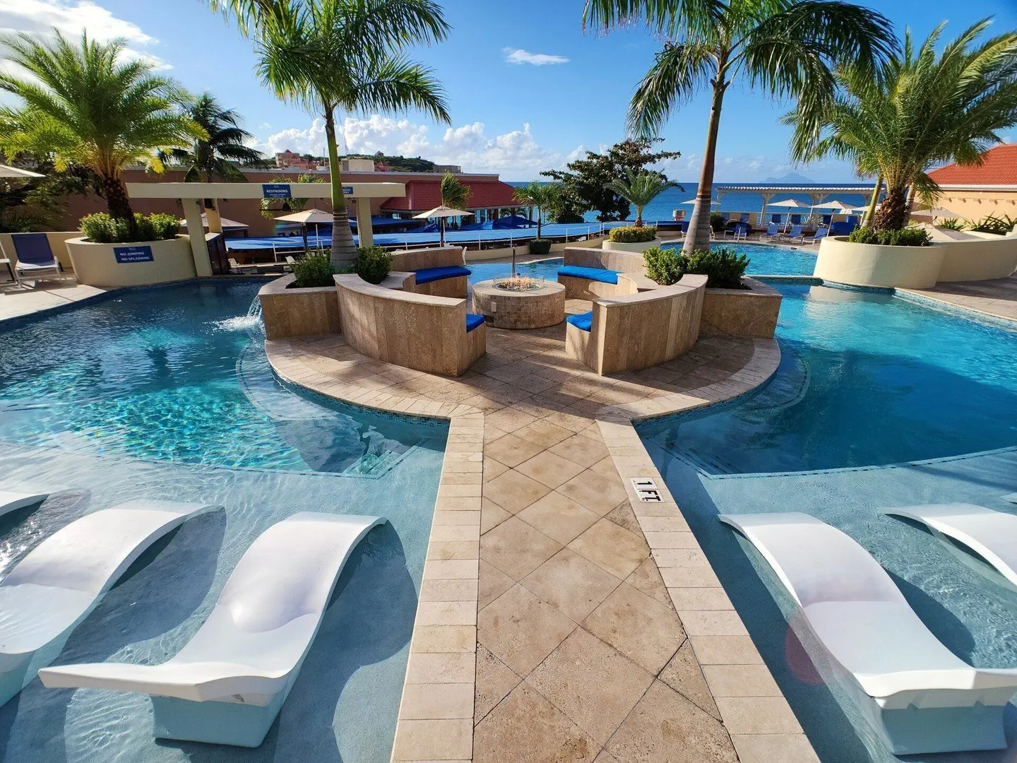Divi Little Bay Beach Resort - zdjęcie 19