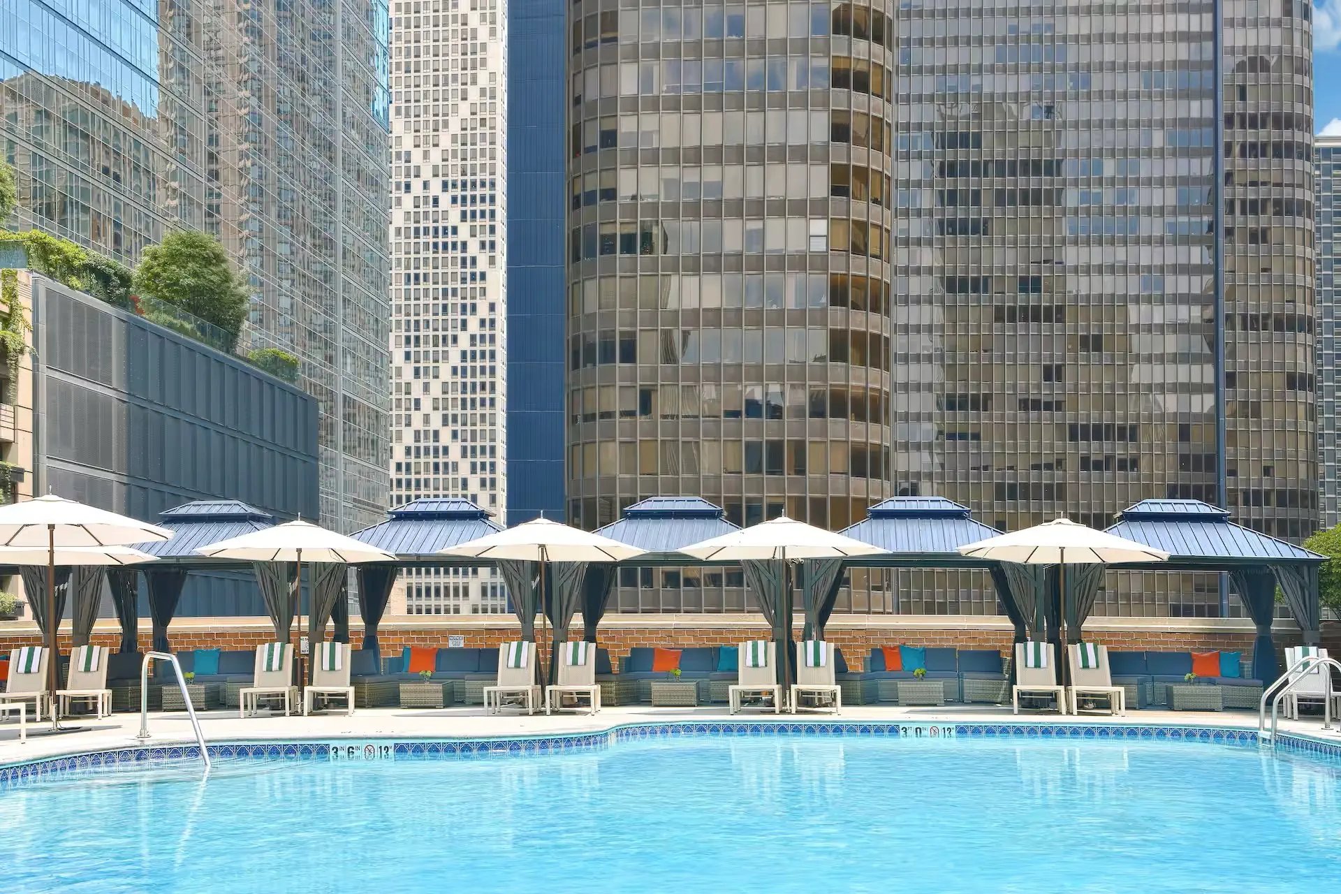 Doubletree Chicago Magnificent Mile - zdjęcie 2