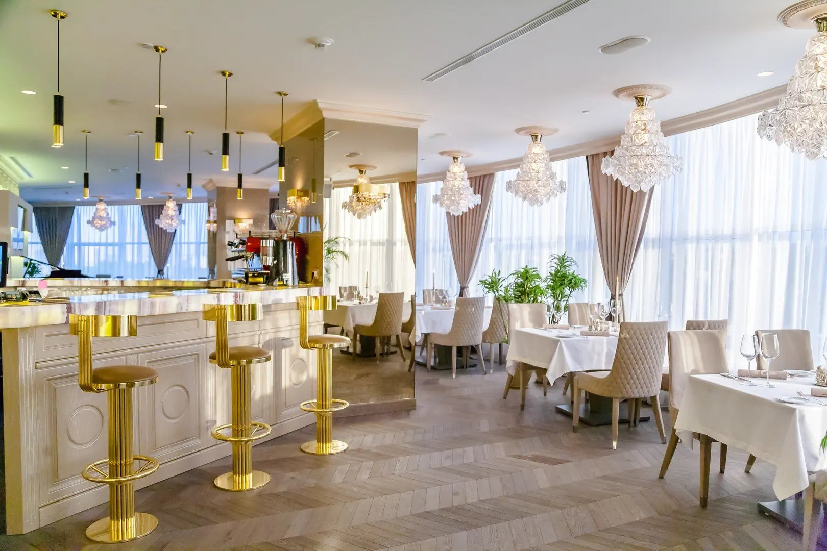 Nobil Luxury Boutique - zdjęcie 5