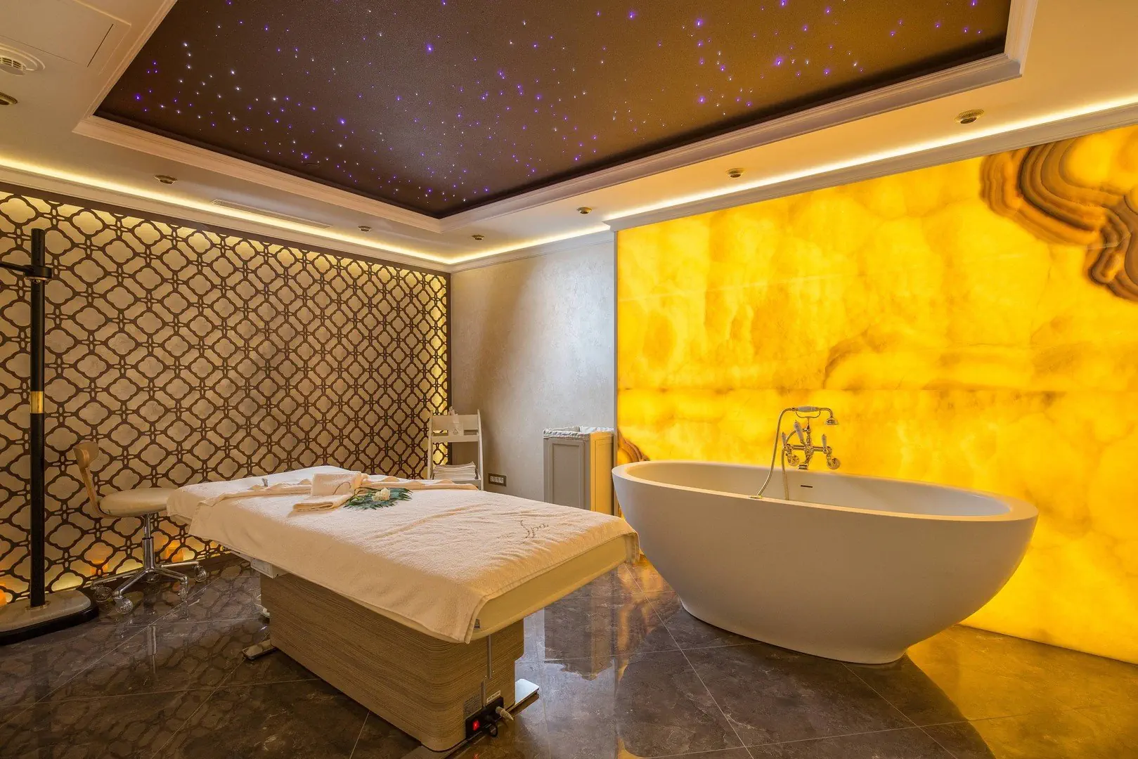 Nobil Luxury Boutique - zdjęcie 18