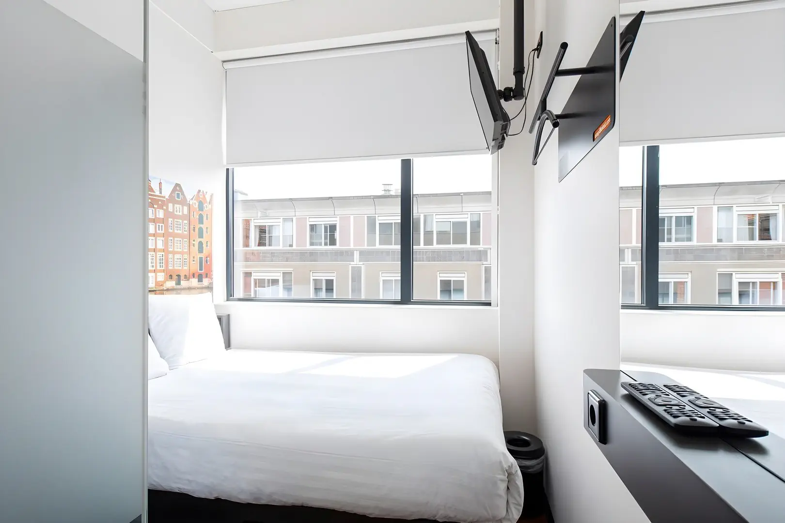 easyHotel Amsterdam City Centre South - zdjęcie 6