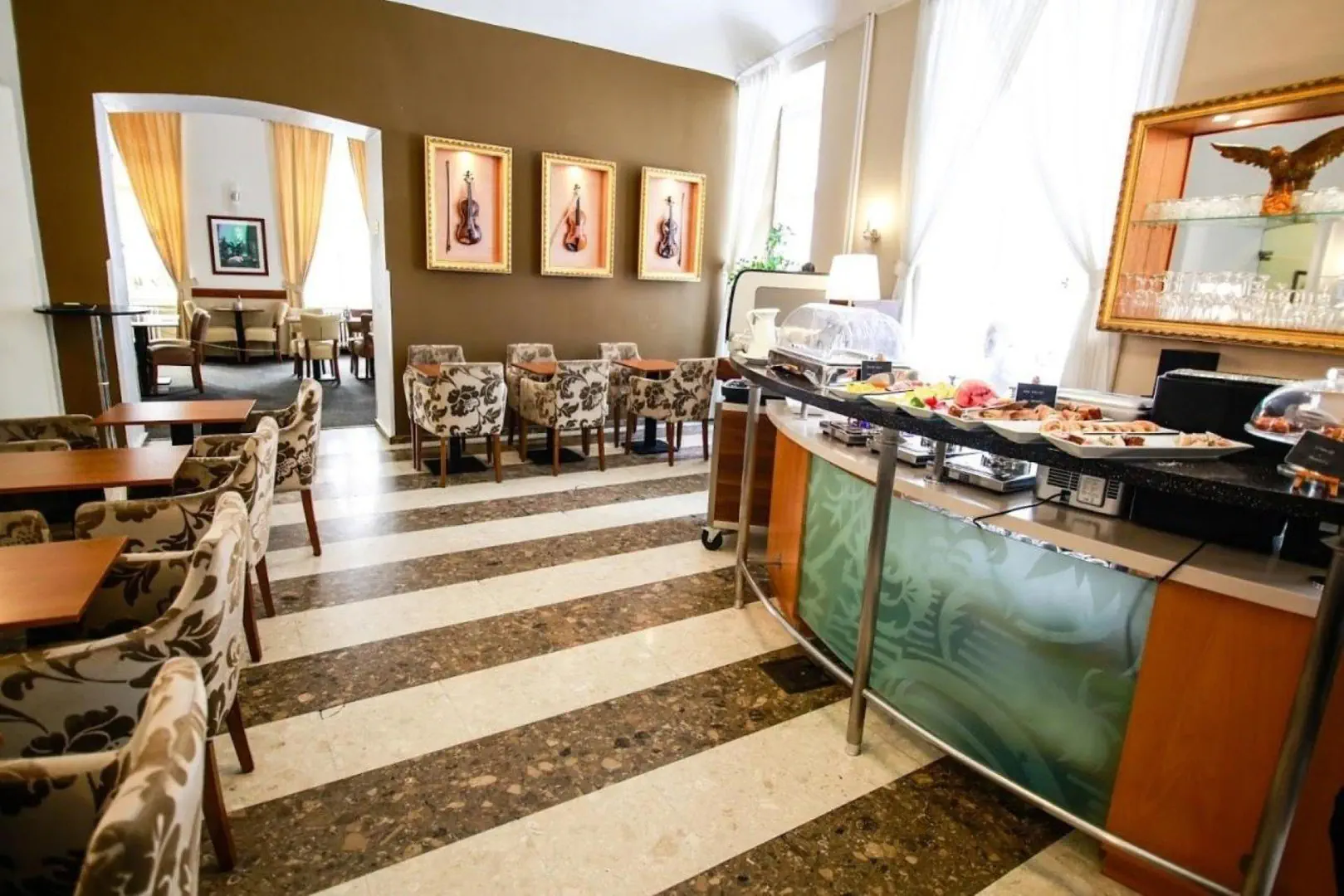 Hotel Adler