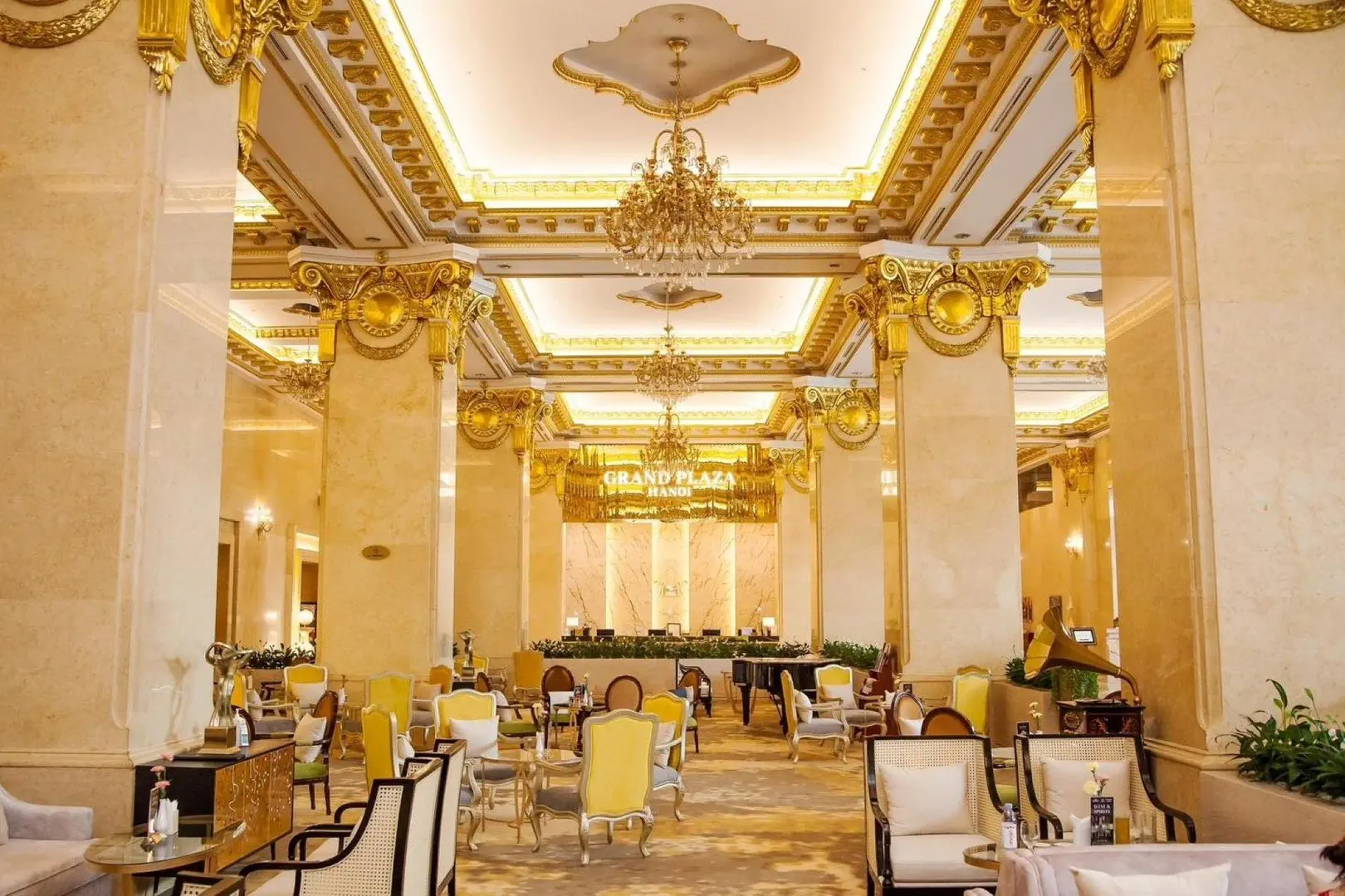 Grand Plaza - zdjęcie 2
